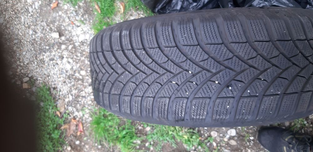 Genti + cauciucuri iarna