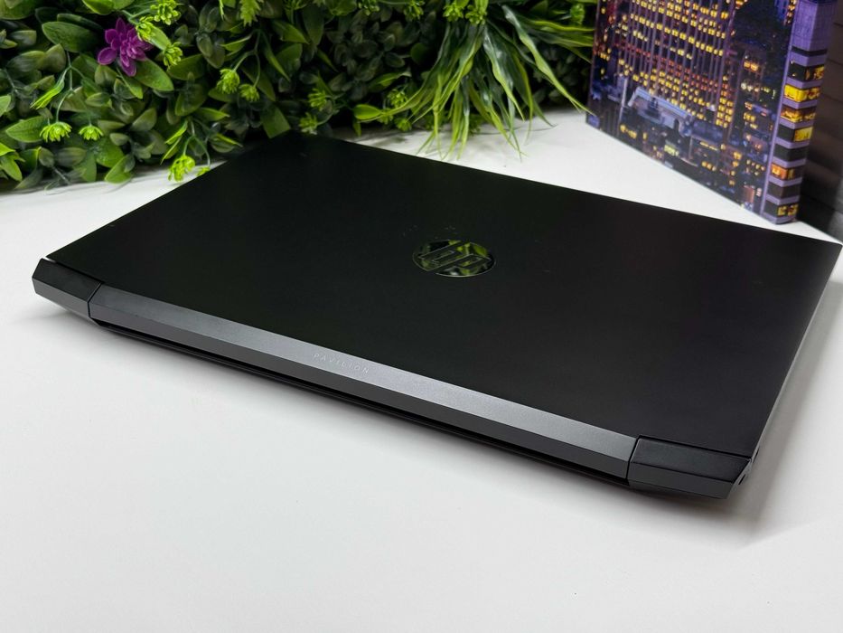 Лаптоп HP Pavilion Gaming 15