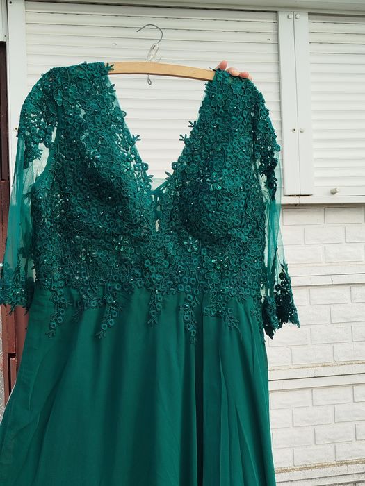 Vând Rochie verde