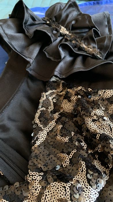 Платье б/у в отличном состоянии