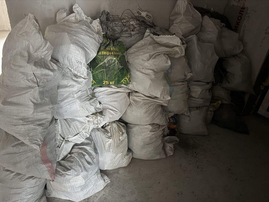 Кирпичный бут даром! Самовывоз