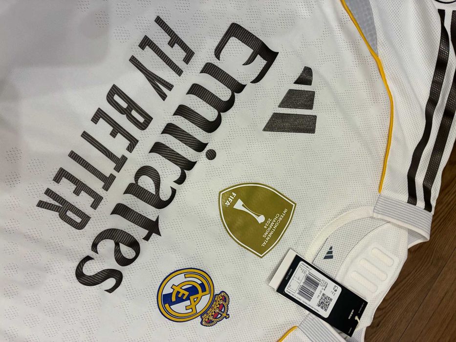 Аутентик екипи на Реал Мадрид 2024-2025