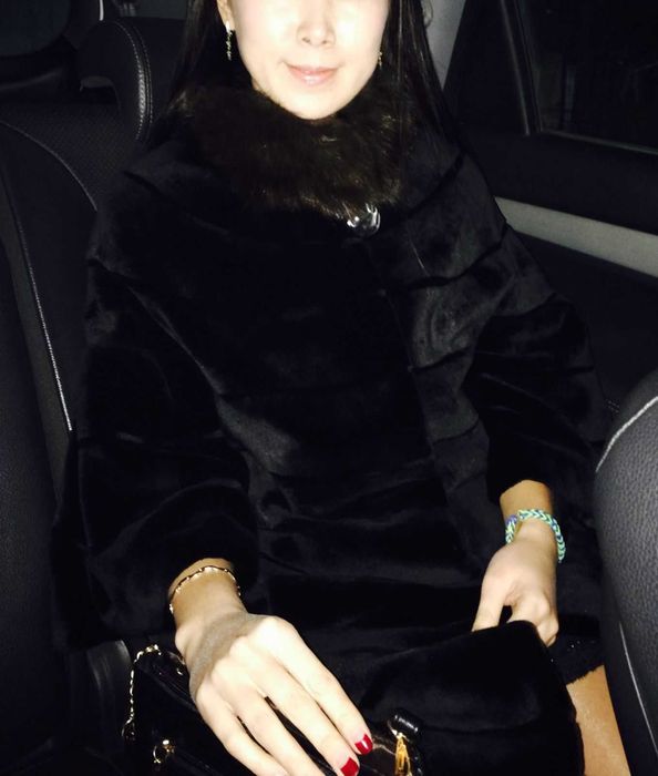 Шуба норковая с воротом из соболя