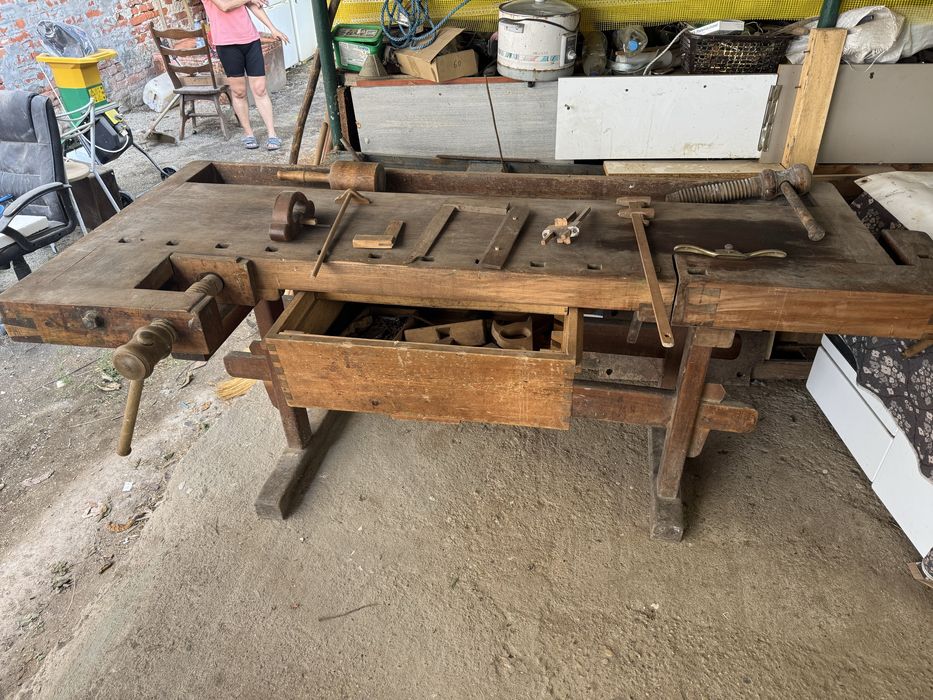 Masa tamplarie cu accesorii