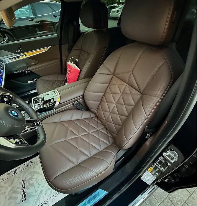 BMW i7 xDrive50L 2024 Germany