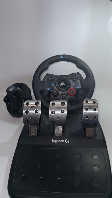 Volan logitech driving Force G29 bun pentru ps5,4,3 si pc