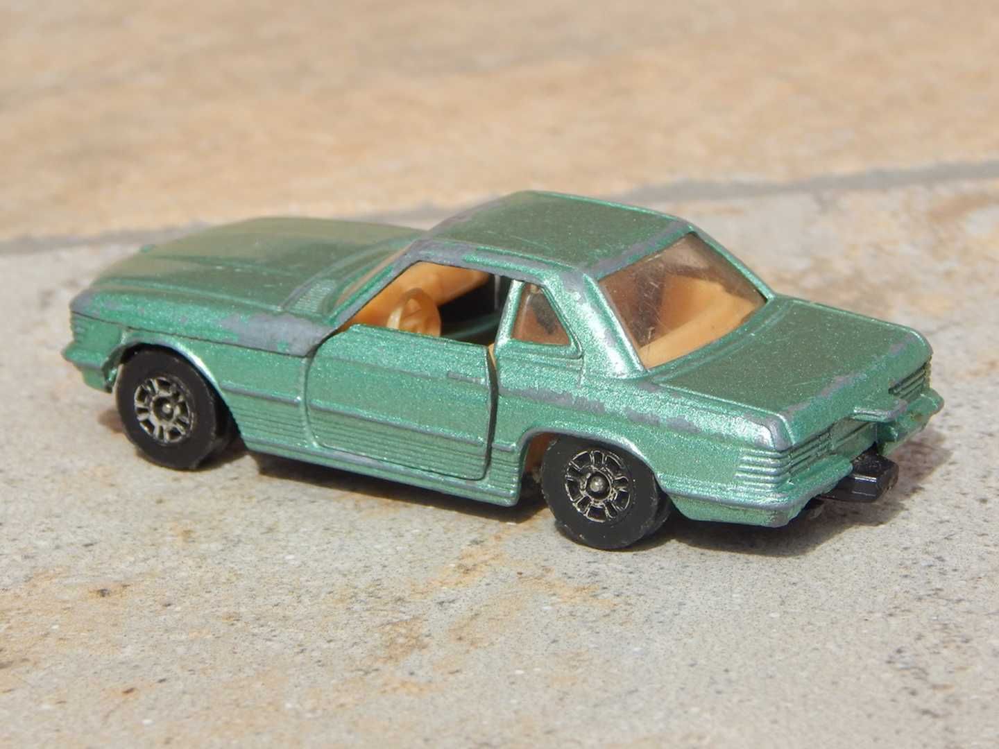 Macheta Mercedes-Benz 500 SL (R107) 1980 Corgi Mare Britanie 1:64