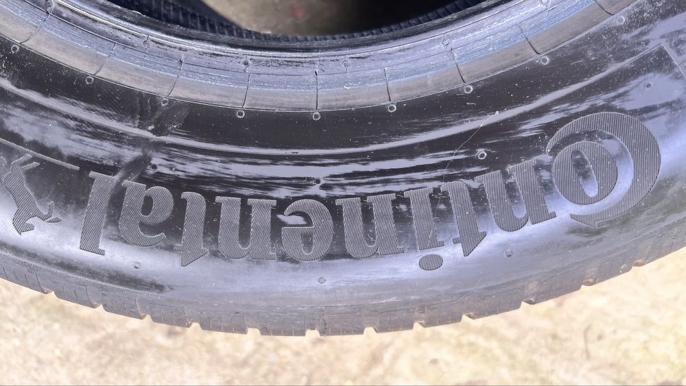 Гуми 235/65 R 17 H XL Continental DOT 3024