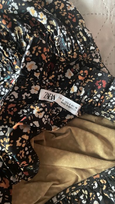 Красива рокля Zara