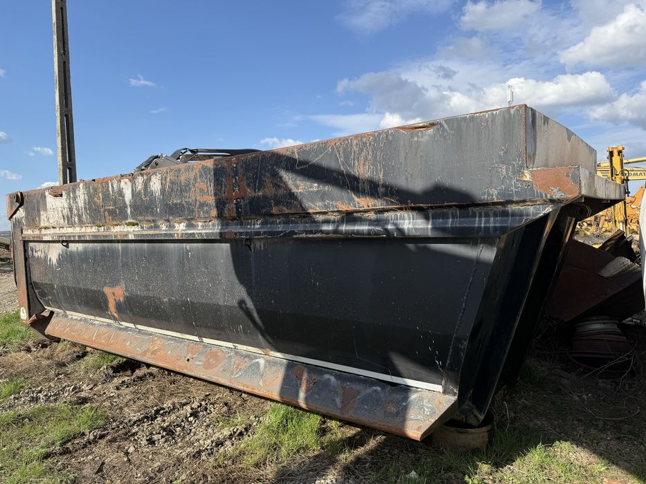 Bena 8x4 iveco astra man 22 mc