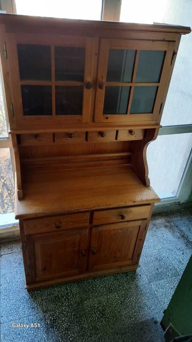 Кухненски шкаф от чам