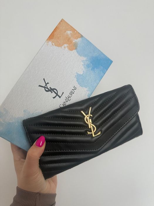 Portofele in cutie Guess Mk Ysl Ck