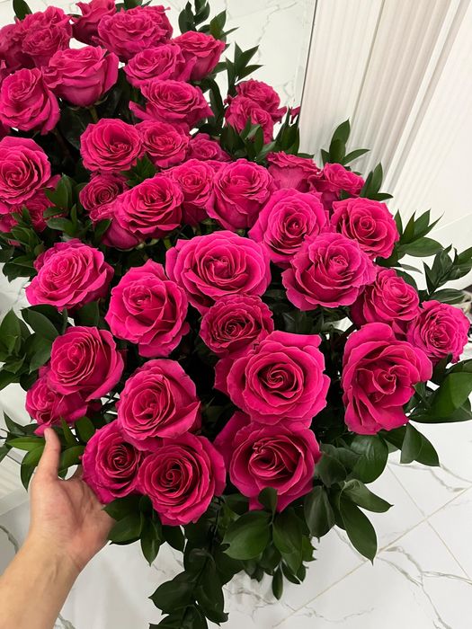 25 полтораметровые голландские розы