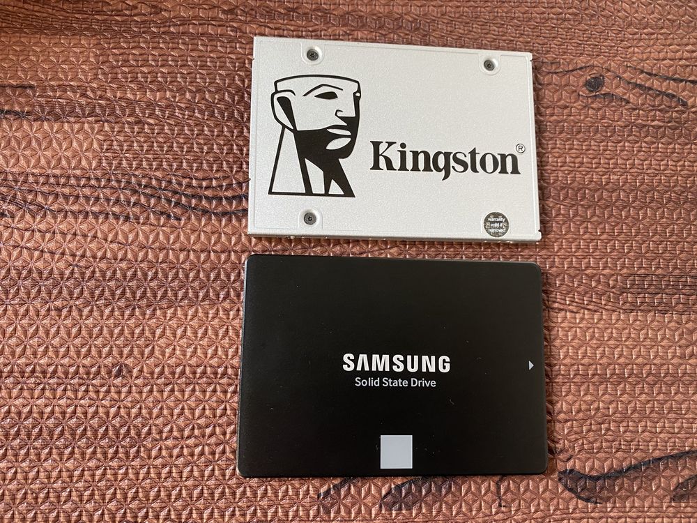 SSD 850 EVO 250GB + SSD Kingston 120GB