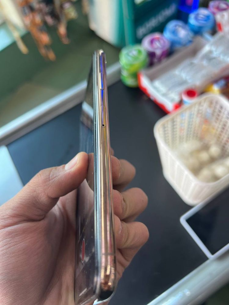 iphone XS Max LLA