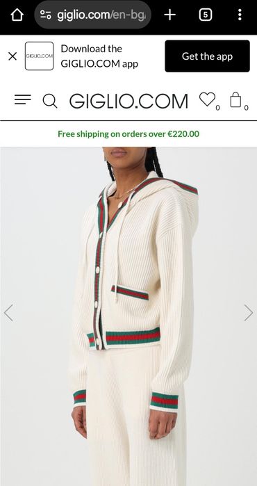 Уникален сет чисто нов G.u.c.c.i С размер