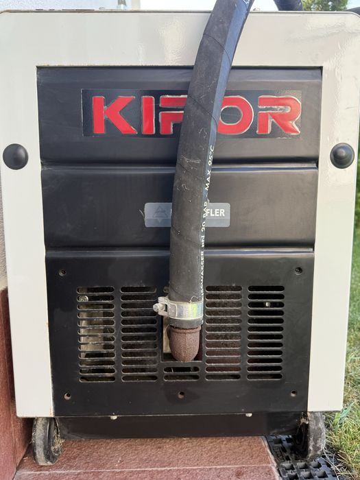 Generator de curent monofazat