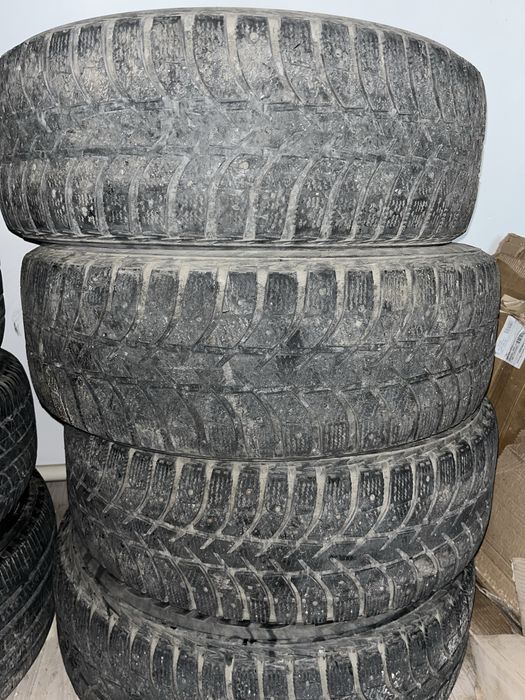 Продам шины размером 265/65/17 от Toyota Land Cruizer Prado120