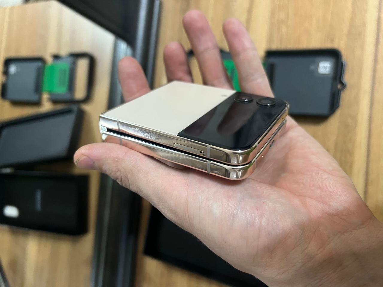 Samsung z flip 4 5G
