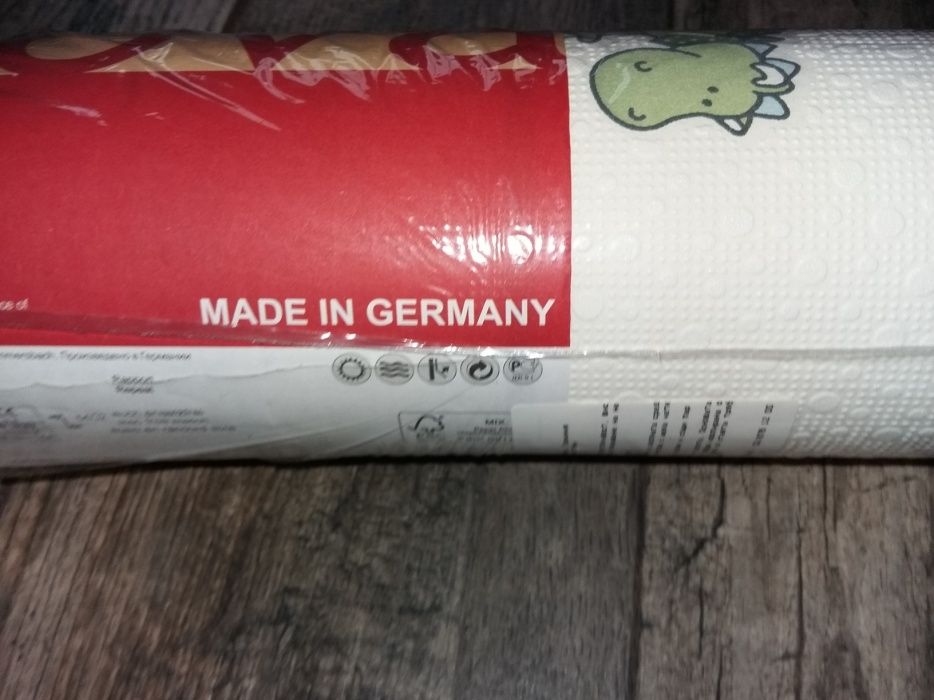 Чисто нов винилов тапет за декорация на детска стая на Esprit/Германия