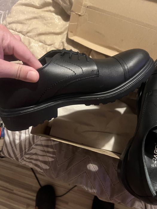 Полицейски обувки