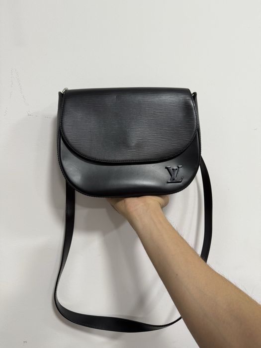 Продается оригинальная сумка Louis Vuitton, кожа Epi.