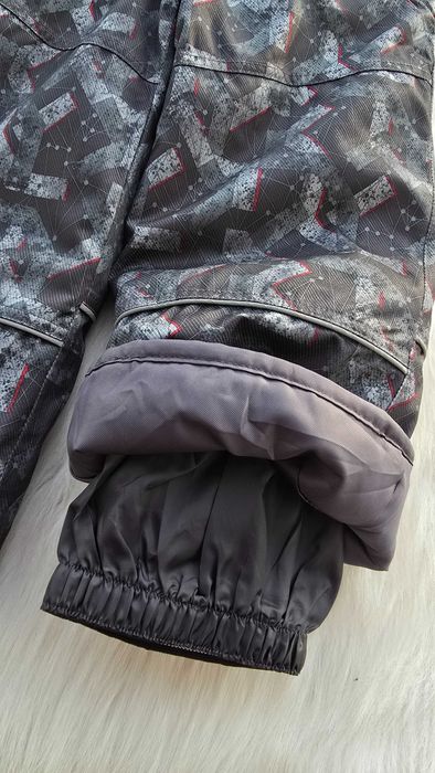 Детски ски гащеризон - панталон Monster 4 години НОВ