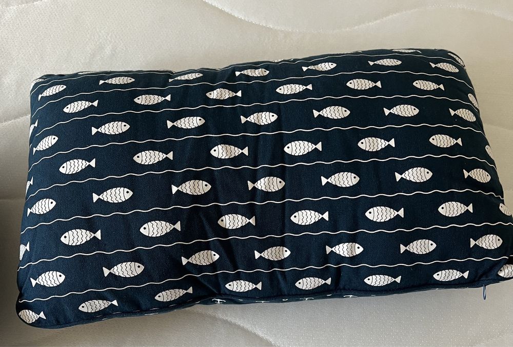 2 Perne model maritim. Huse detașabile cu fermoar