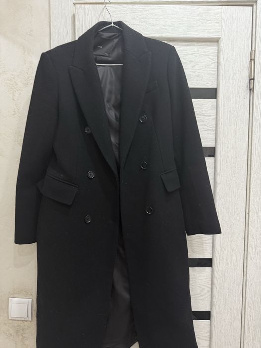 Пальто манго покупала за 70.000 продаю за 35000