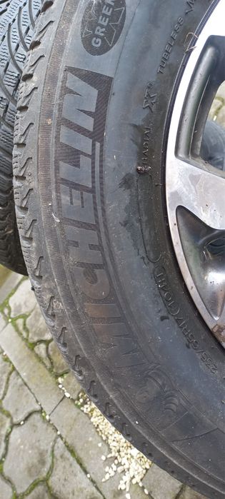 Roti Mercedes Benz