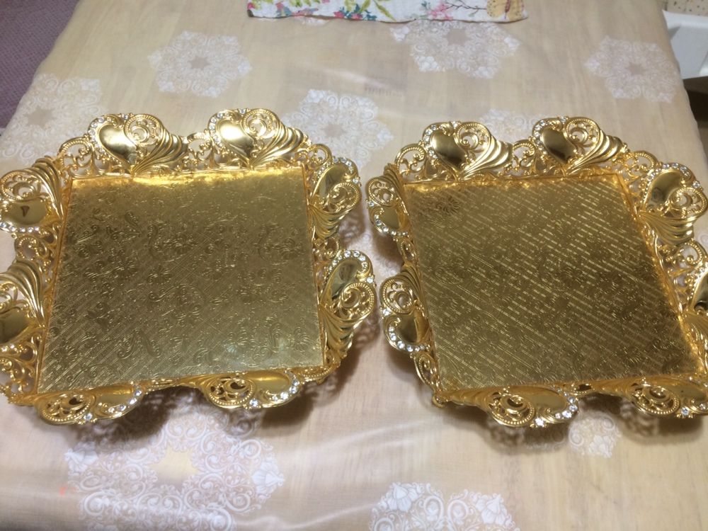 Вазы для фруктов или ассорти хлеба.