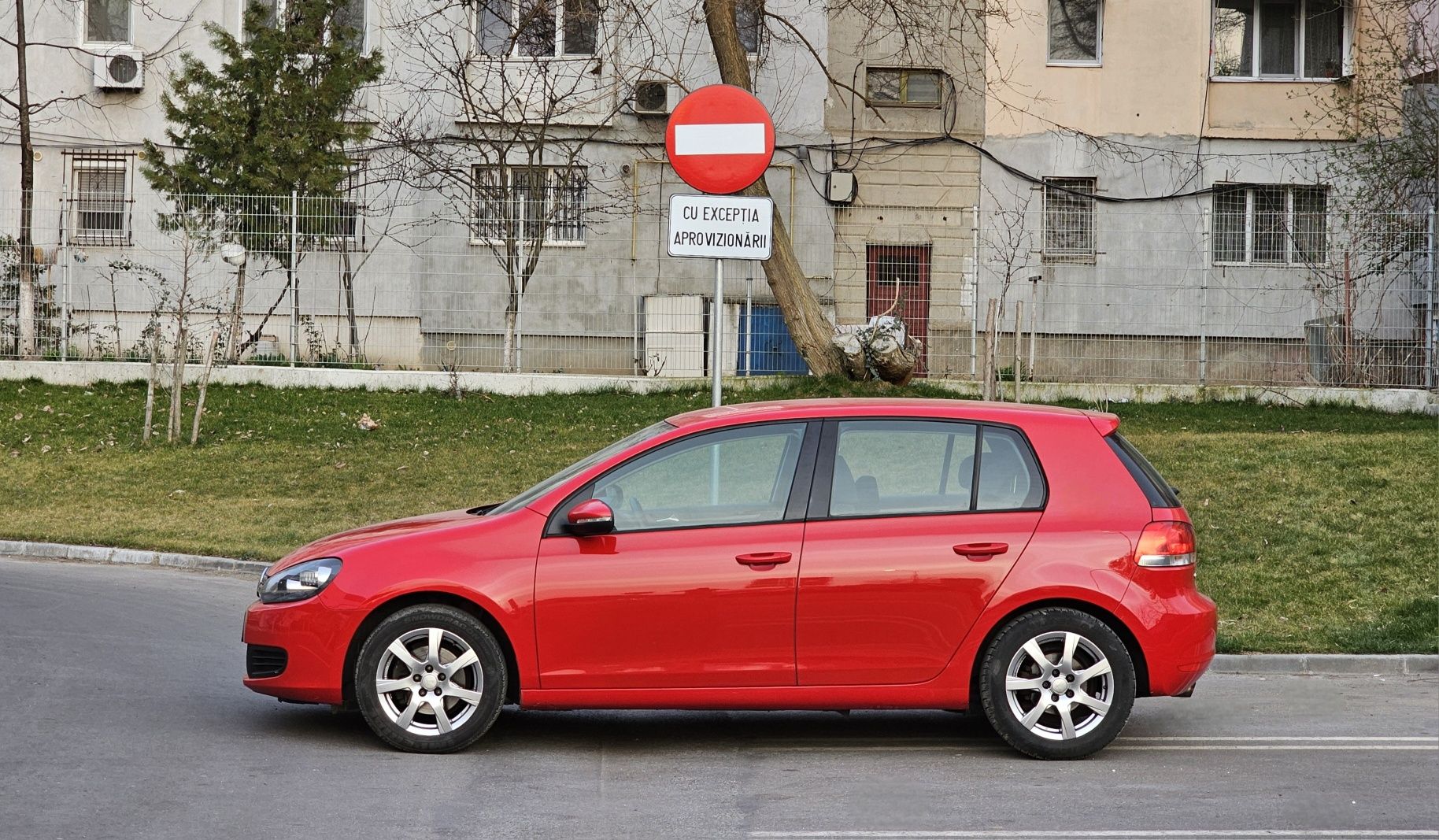 VW Golf 6 1.4TSI TEAM NaviTouch SenzoriParcare DubluClima CamerăMarșar