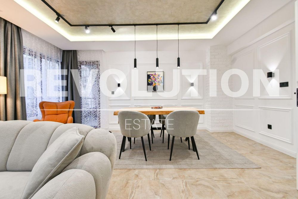 Дава се под наем Тристаен апартамент в София, Зона Б-18 - 120 кв.м за 1300 € - Снимка #4