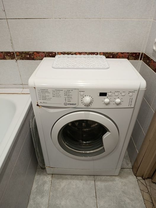 Продам стиральную машину