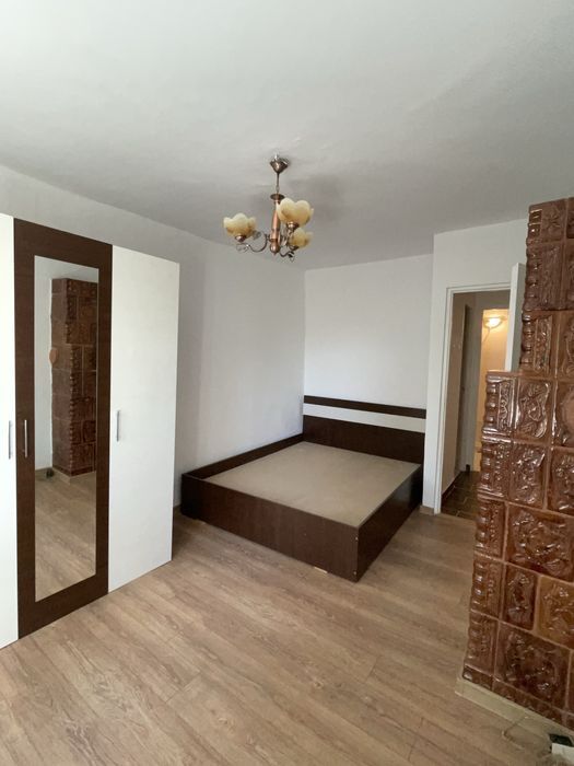 Vand apartament Bailesti