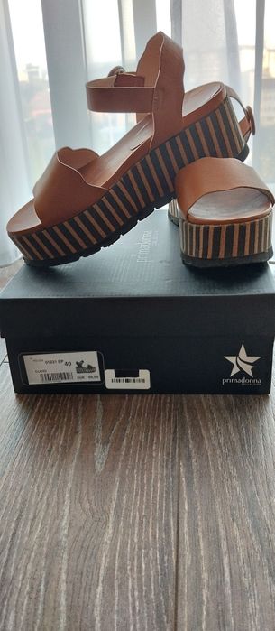Sandale platforma Primadona collection