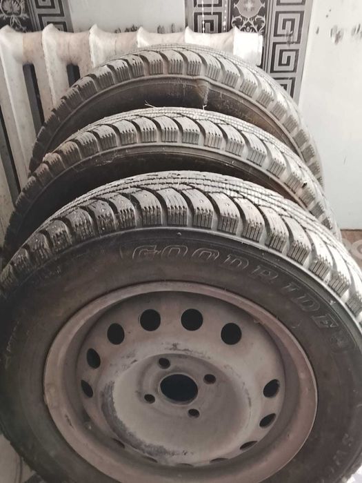 Шины шипованные с диском на 14 размер