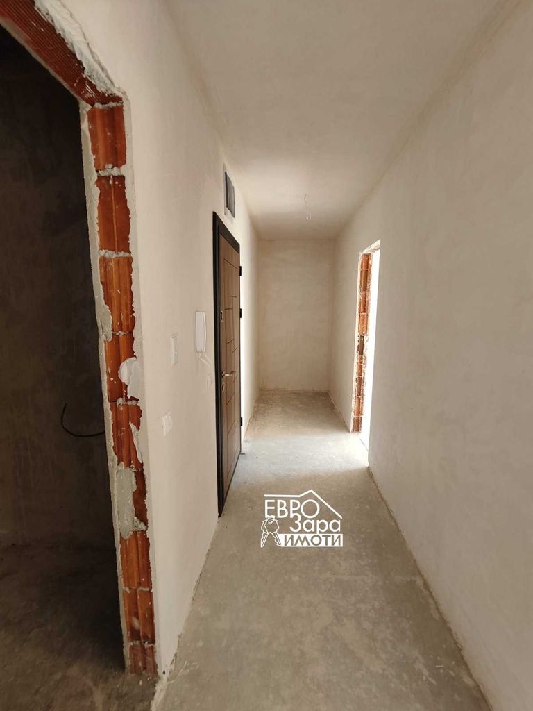 Продава се Тристаен апартамент в Стара Загора, Три чучура - север - 95 кв.м за 1085 €/кв.м - Снимка #10