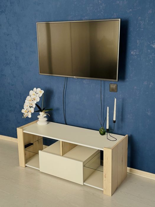 Продам тумбу под тв