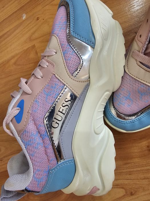 Adidasi Guess Dama