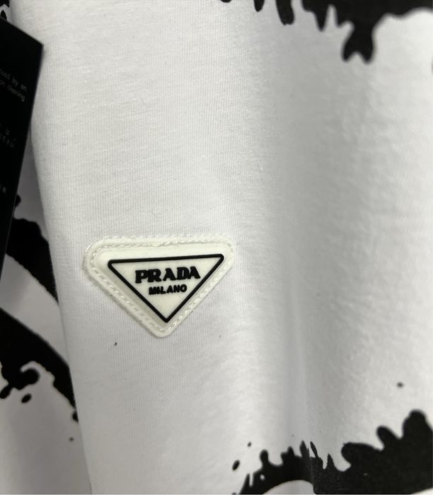 Tricou PRADA super calitate