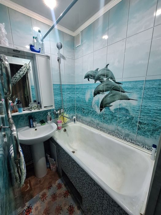 Продаётся 2 комн в центре