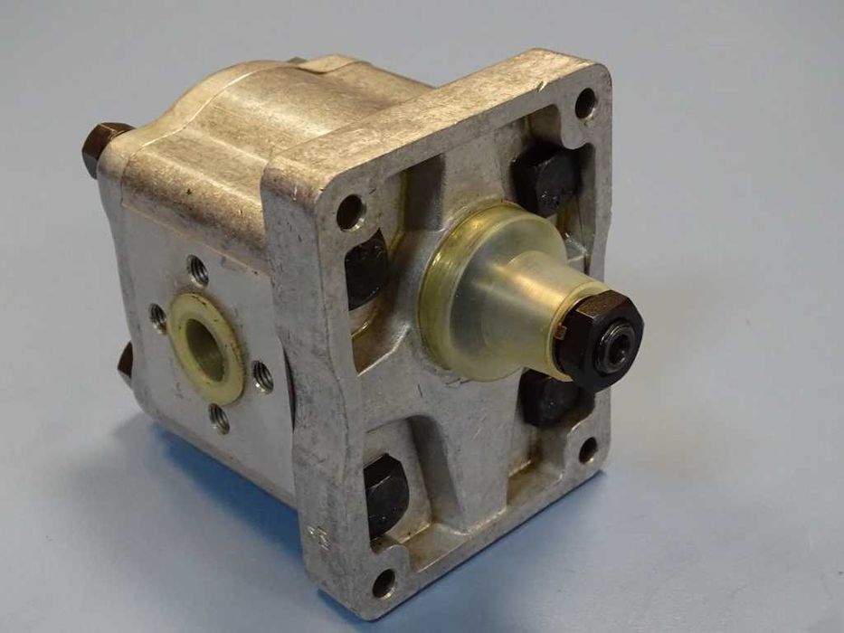 Хидравлична помпа C25X 175 bar