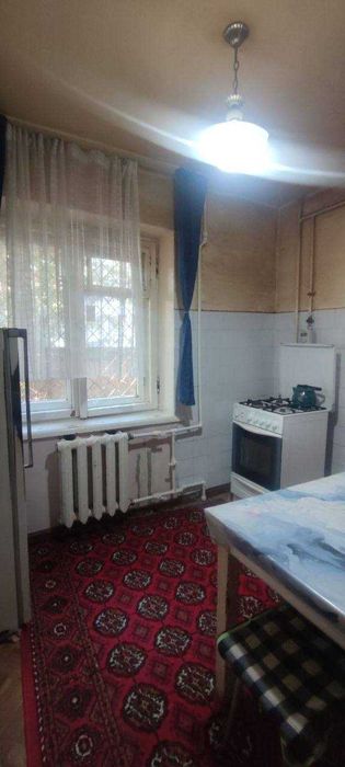 Продаётся 2/2/5 кирпичный дом балкон 2х3 ор-р Саёхат, 171 школа, Макро