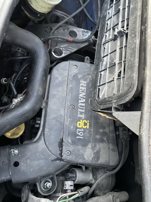 Renault trafic 1.9 dci 100 НА ЧАСТИ