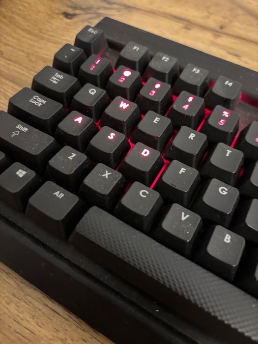 Tastatura Gaming Crosair K70 Cherry MX Blue