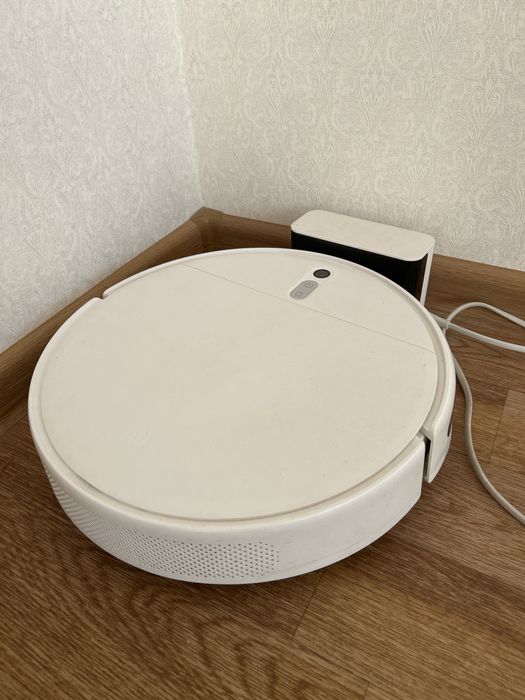 Продам робот пылесос