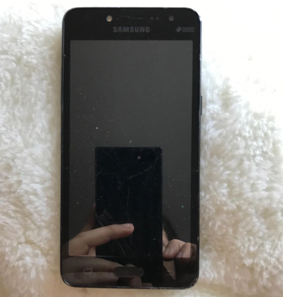 Продам рабочий Samsung J2 duos.Торг есть