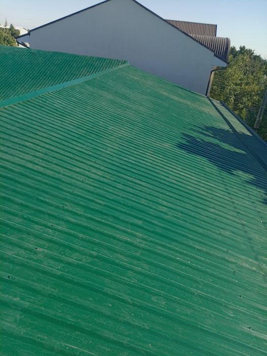 Tom yopamiz.  Tom yopamiz