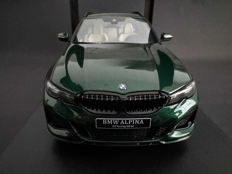 Macheta BMW Alpina B3 Touring 1/18 GT Spirit